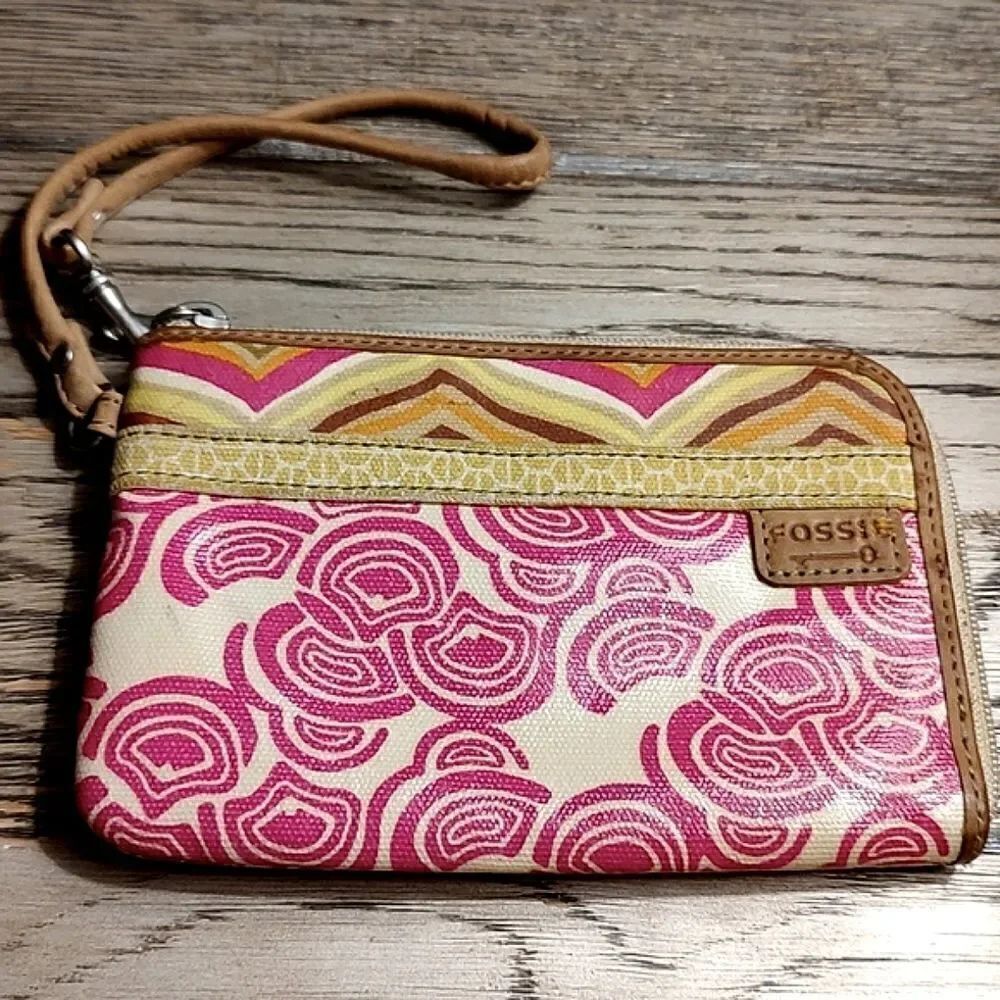 Fossil Key-Per Zipper Wristlet Vintage